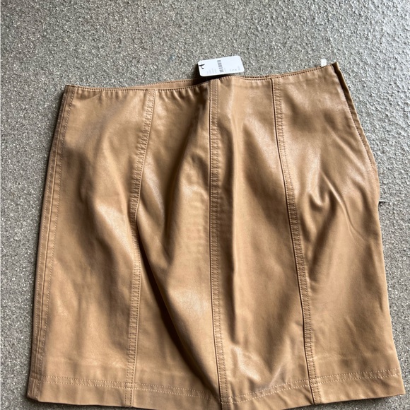 Free people skirt NWT - Picture 2 of 3